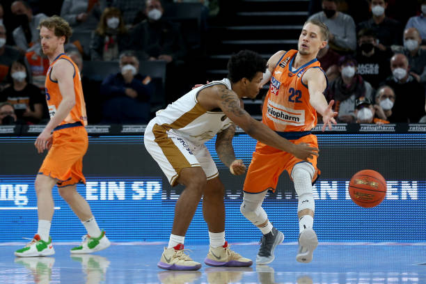 在这次事件 在这次事件