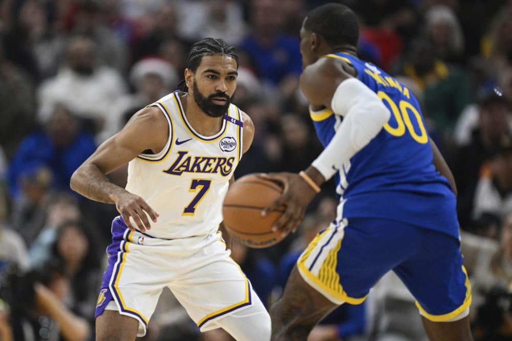 东莞女篮以 东莞女篮以