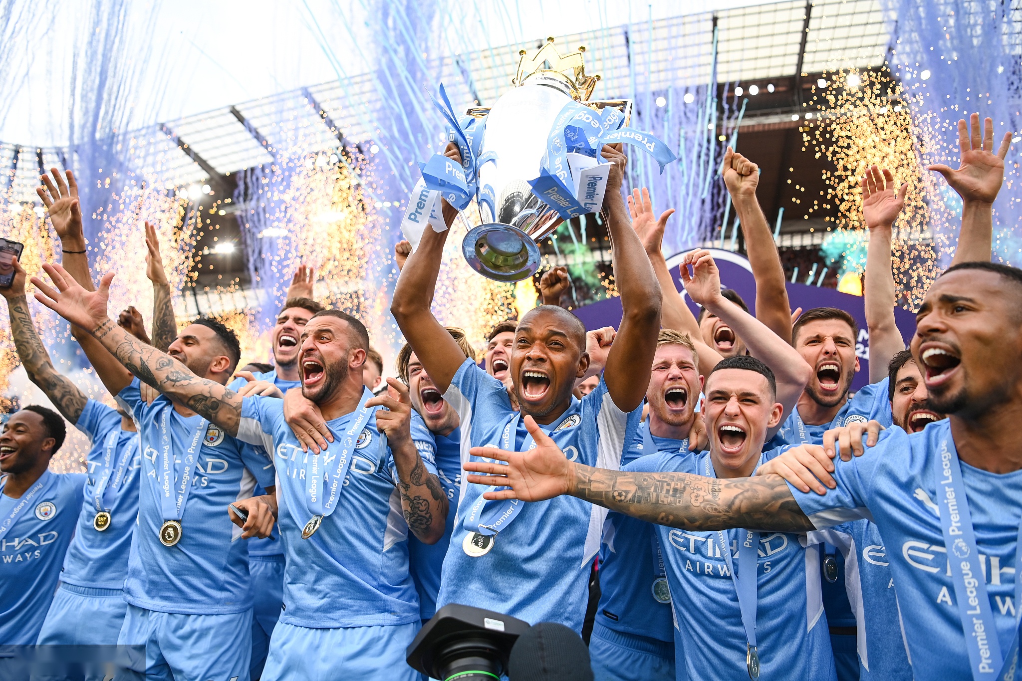 利物浦的 利物浦的