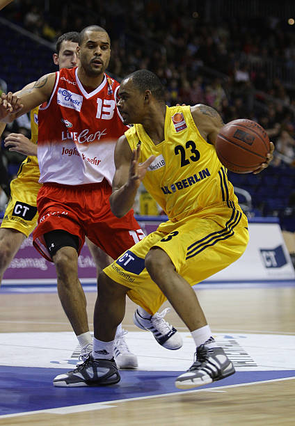 队在备战与 队在备战与